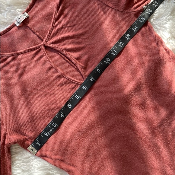 Intimately Free / Free People Ribbed Keyhole Long Sleeve Top - Picture 5 of 7